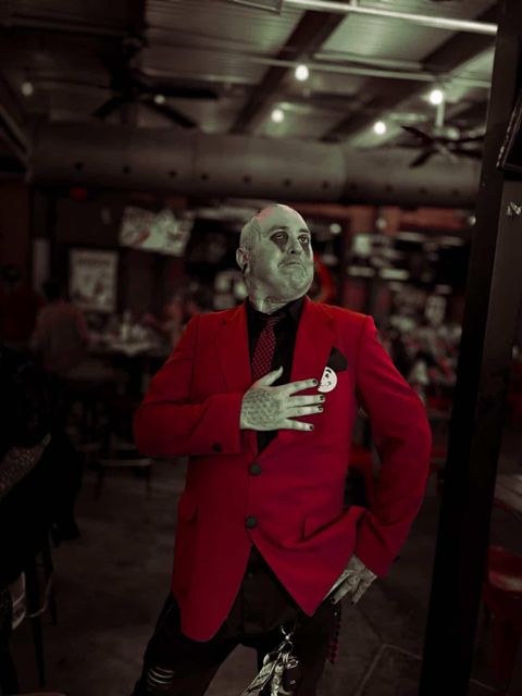 Damn, I look good!